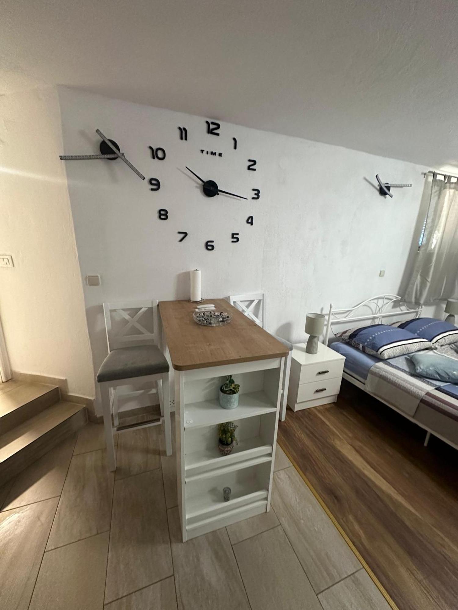 Studio Apartman M&M Spalato Esterno foto