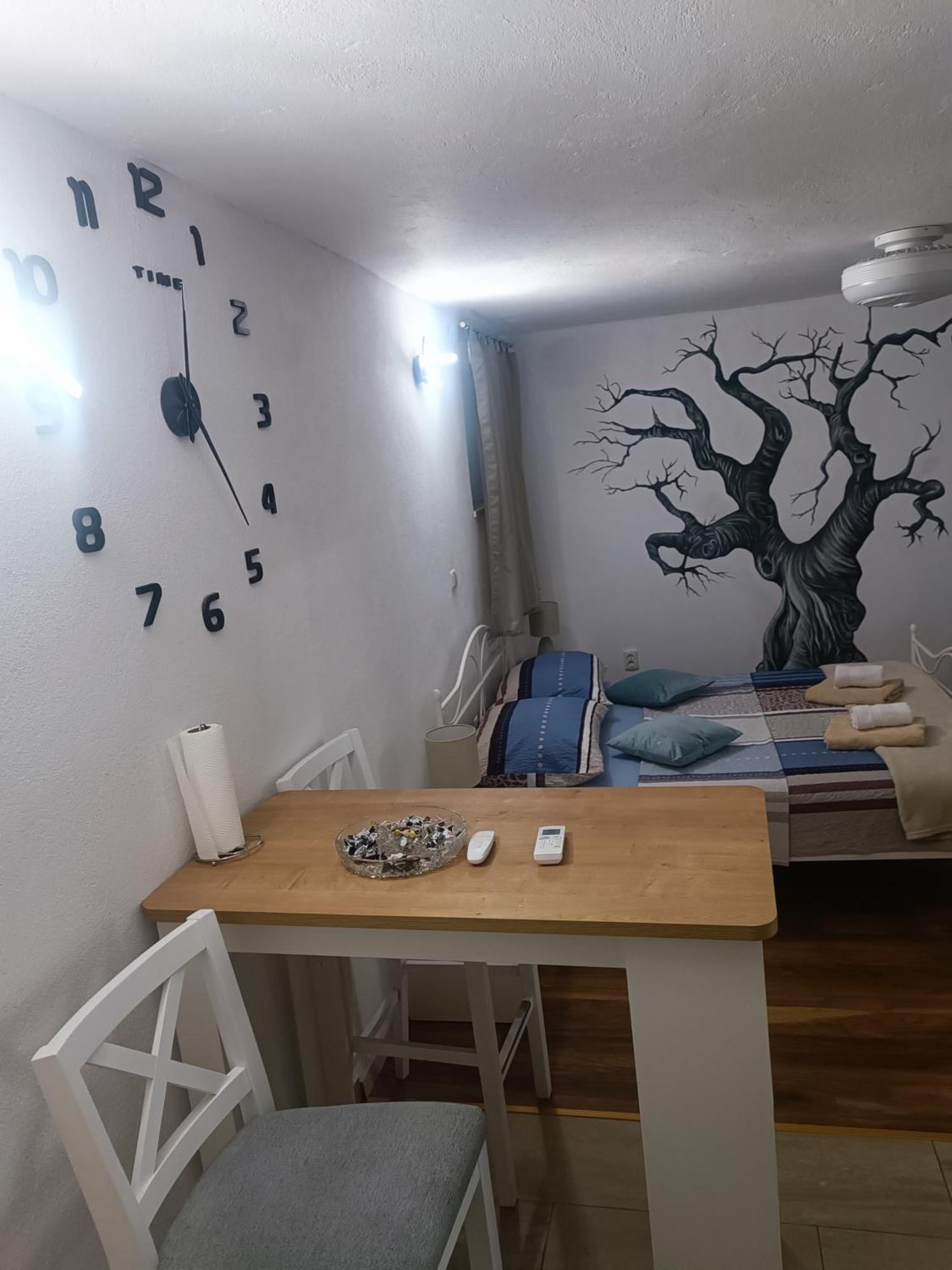 Studio Apartman M&M Spalato Esterno foto
